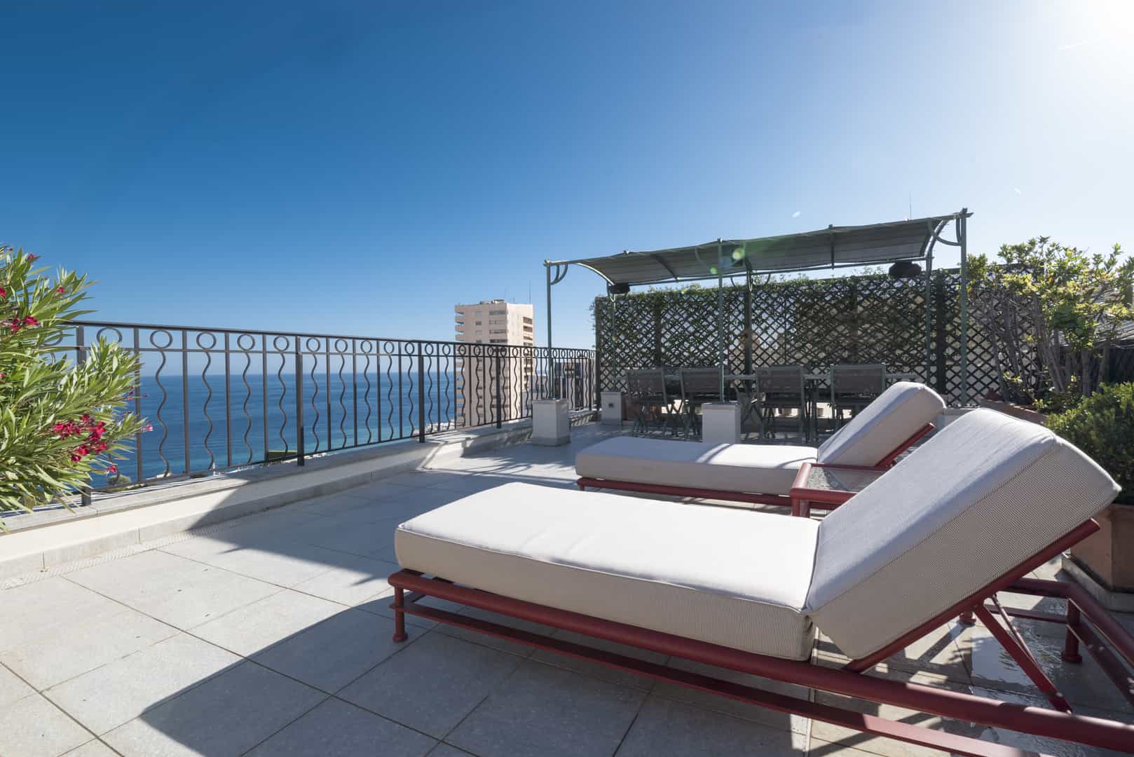 Monaco Properties - GOLDEN SQUARE : Perfectly situated Seaview-Duplex